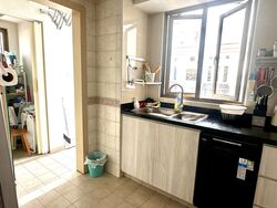 Parkview Apartments (D23), Apartment #615681681